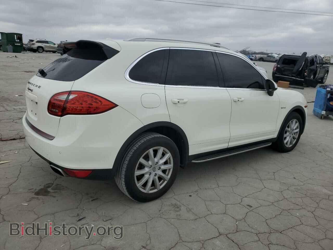 2011 PORSCHE CAYENNE - VIN: WP1AE2A28BLA92346 - Фото 3