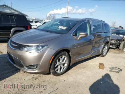 2017 Chrysler PACIFICA Touring L, серый — VIN 2C4RC1BG2HR823030, Copart