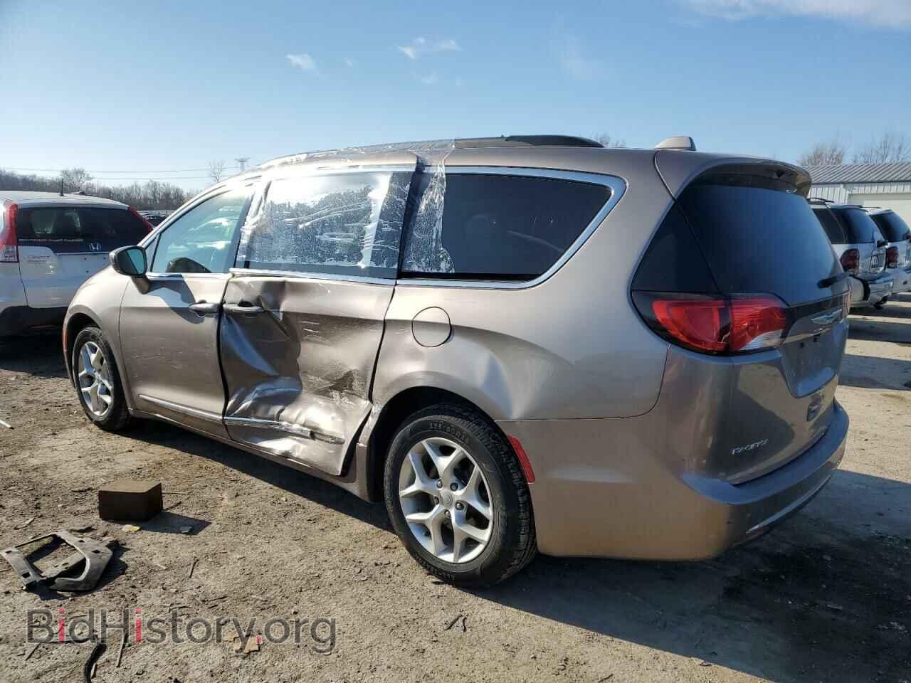 2017 CHRYSLER PACIFICA - VIN: 2C4RC1BG2HR823030 - Photo 2