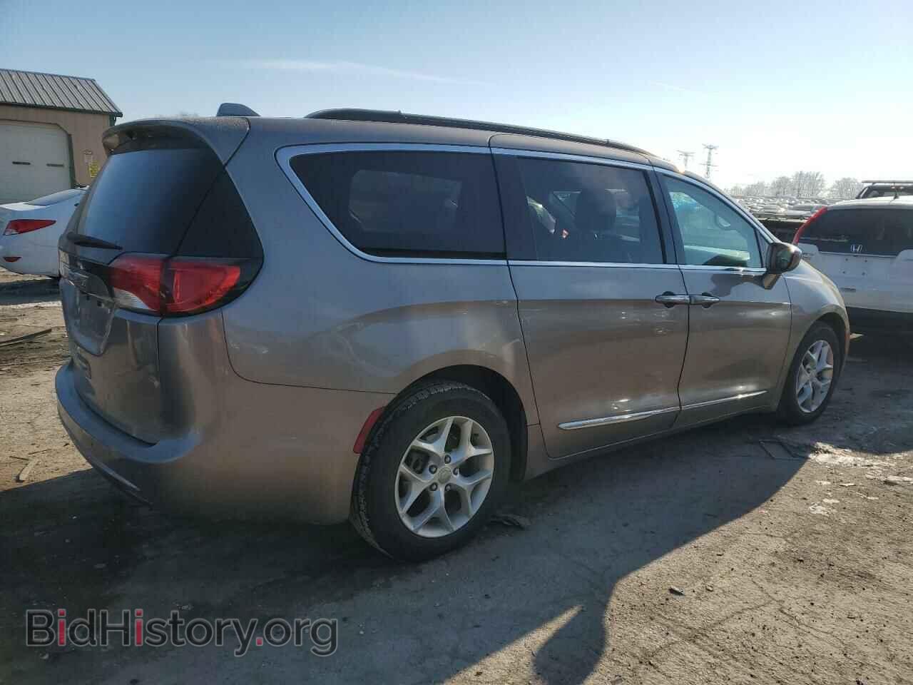 2017 CHRYSLER PACIFICA - VIN: 2C4RC1BG2HR823030 - Photo 3