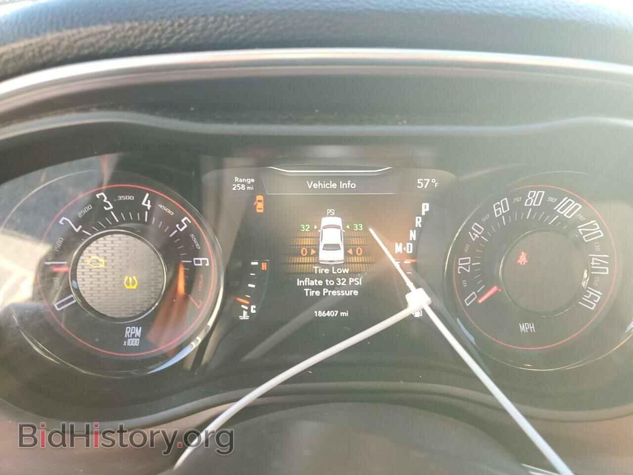 2017 DODGE CHALLENGER - VIN: 2C3CDZAG6HH618243 - Фото 9