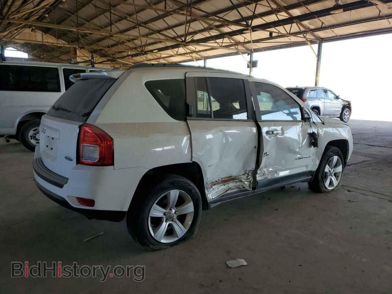 2011 JEEP COMPASS - VIN: 1J4NF1FB5BD169682 - Фото 3