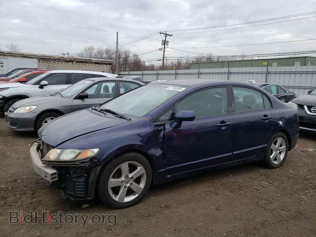 Фотография 19XFA1F66AE065288 - HONDA CIVIC 2010