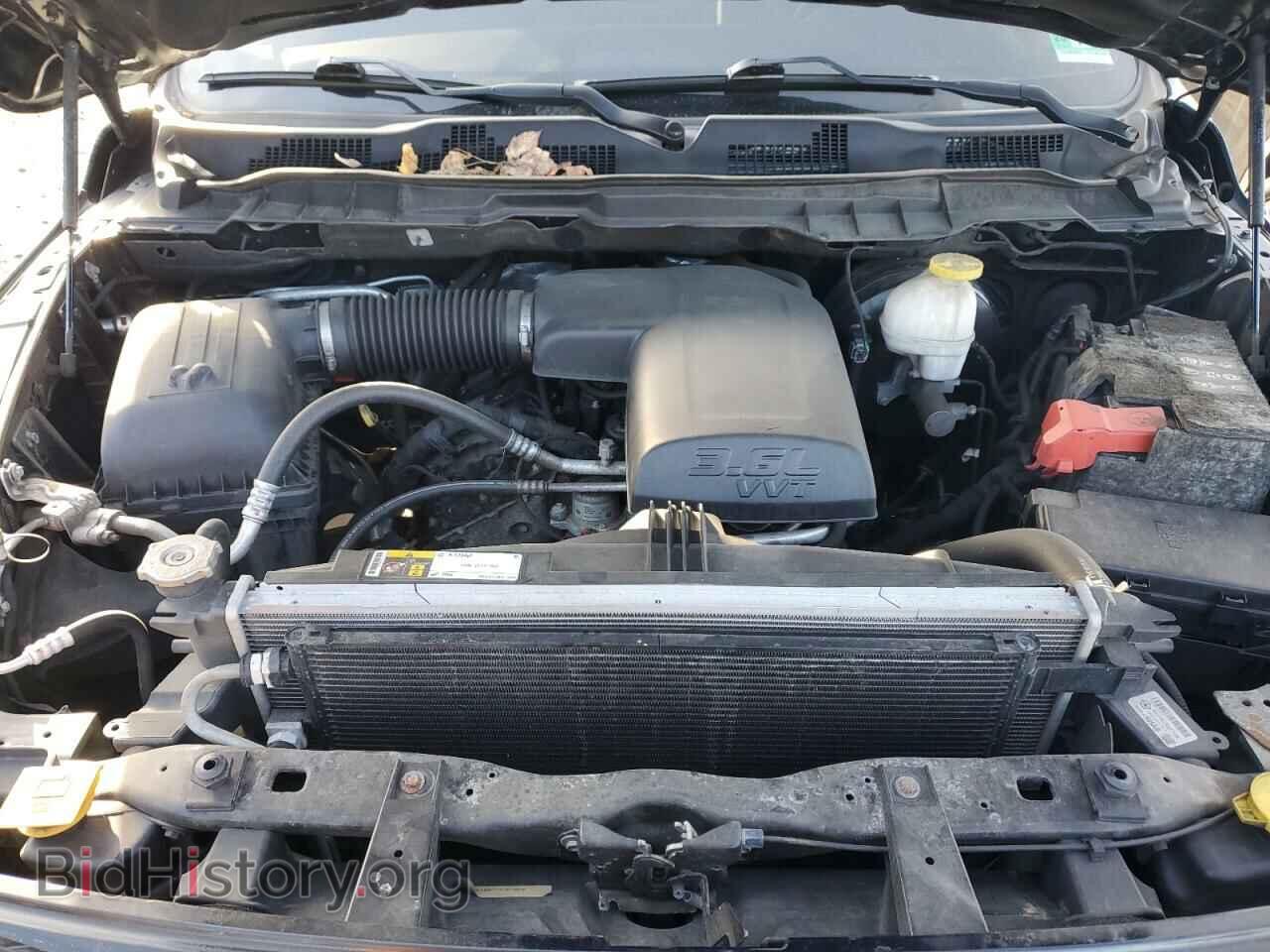 2018 RAM 1500 - VIN: 1C6RR7FG5JS268792 - Фото 11