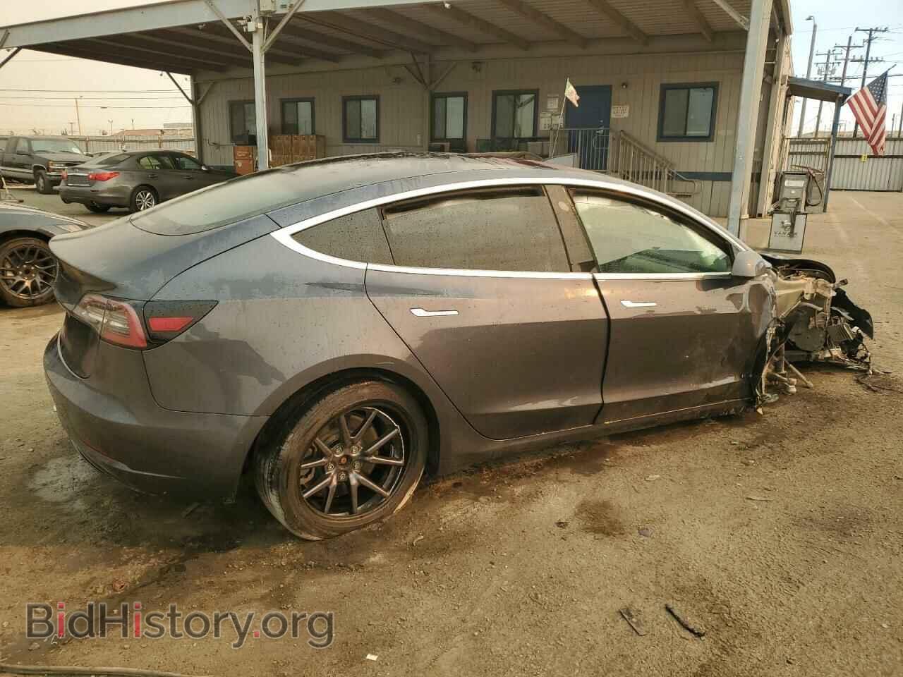 2018 TESLA MODEL 3 - VIN: 5YJ3E1EA4JF123762 - Photo 3