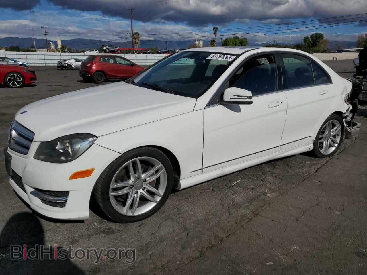 Фотография WDDGF4HB5DA765284 - MERCEDES-BENZ C-CLASS 2013