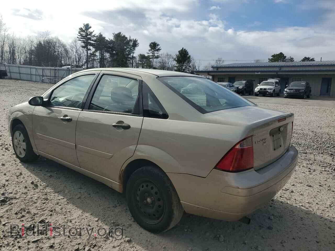 2007 FORD FOCUS - VIN: 1FAHP34N87W156421 - Фото 2