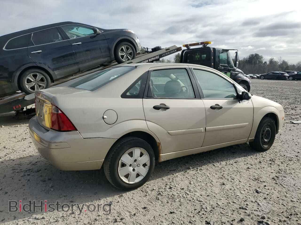2007 FORD FOCUS - VIN: 1FAHP34N87W156421 - Фото 3