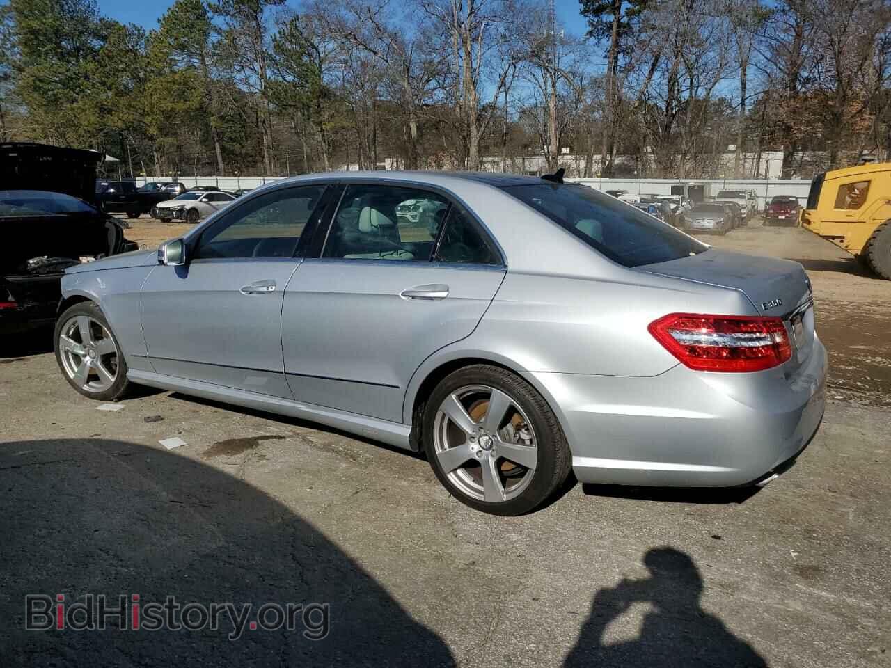 2011 MERCEDES-BENZ E-CLASS - VIN: WDDHF5GB8BA307473 - Фото 2