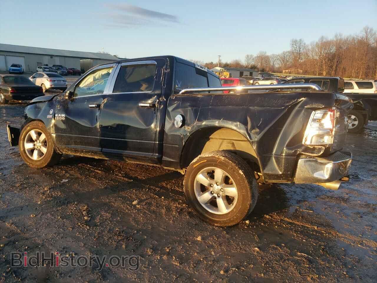 2016 RAM 1500 - VIN: 3C6RR7LT3GG183886 - Фото 2