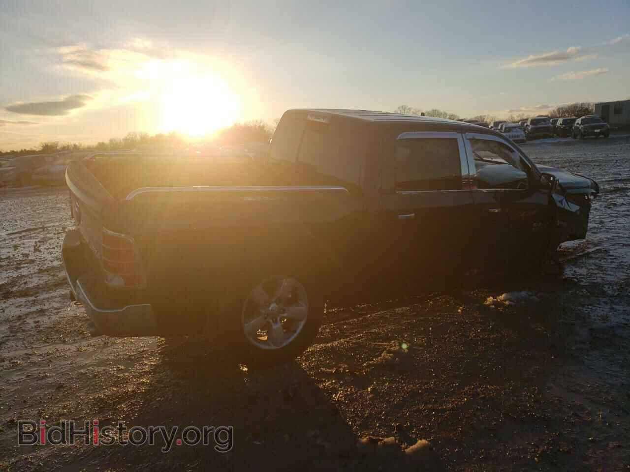 2016 RAM 1500 - VIN: 3C6RR7LT3GG183886 - Фото 3