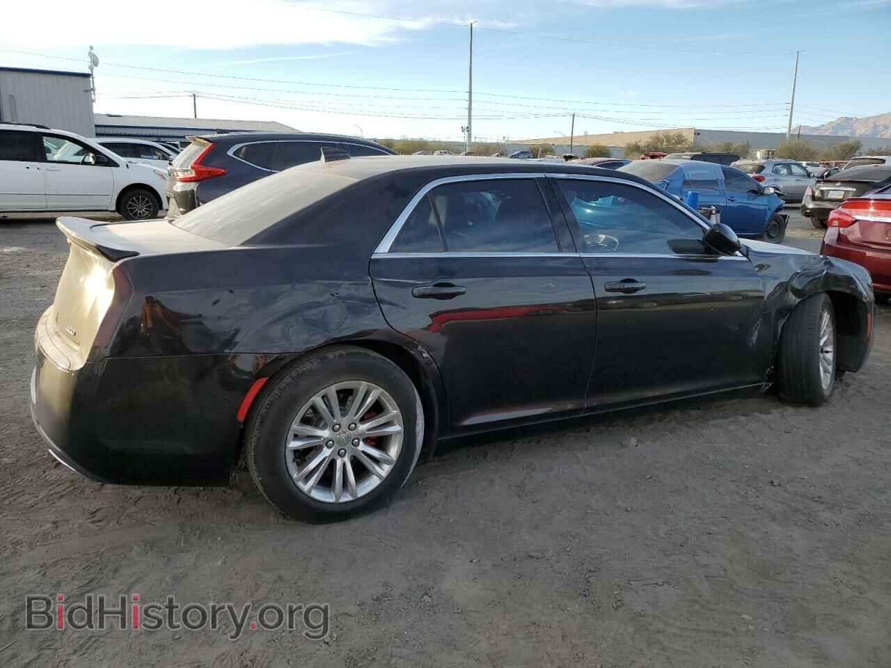 2017 CHRYSLER 300 - VIN: 2C3CCAAG7HH547056 - Фото 3