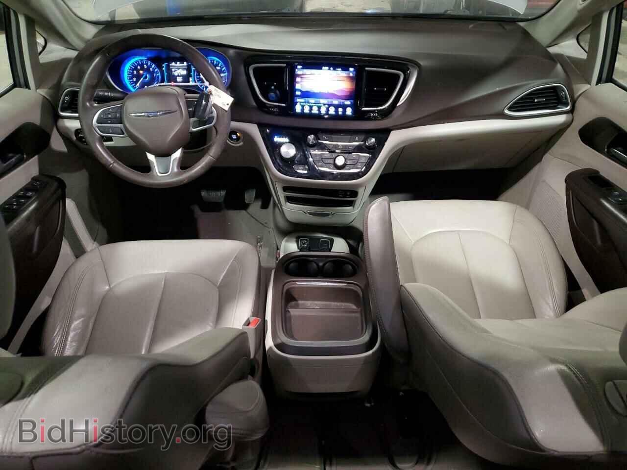 2017 CHRYSLER PACIFICA - VIN: 2C4RC1BGXHR503700 - Photo 8