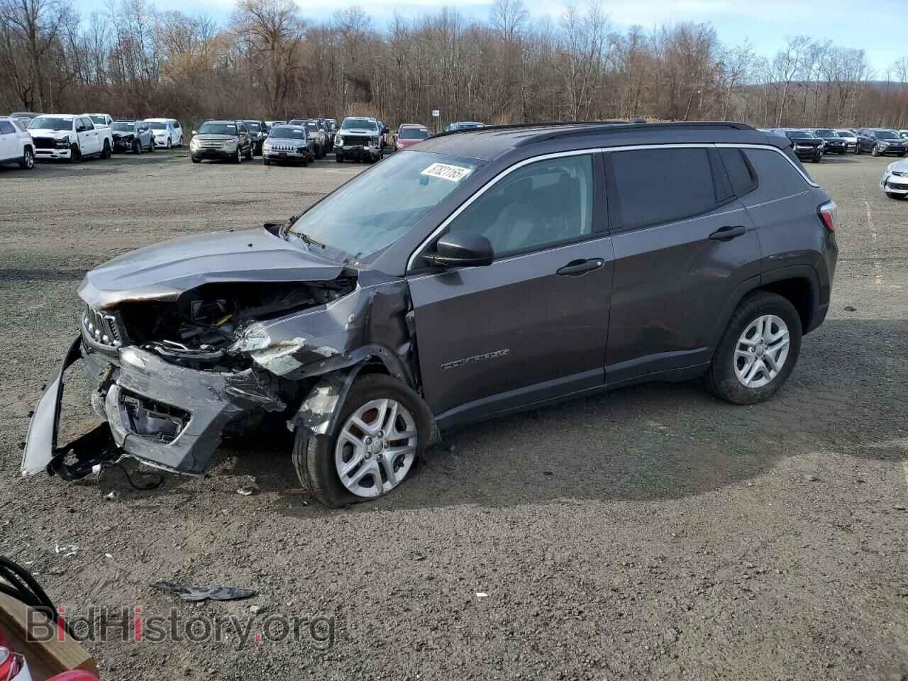 Photo 3C4NJCAB2KT726517 - JEEP COMPASS 2019