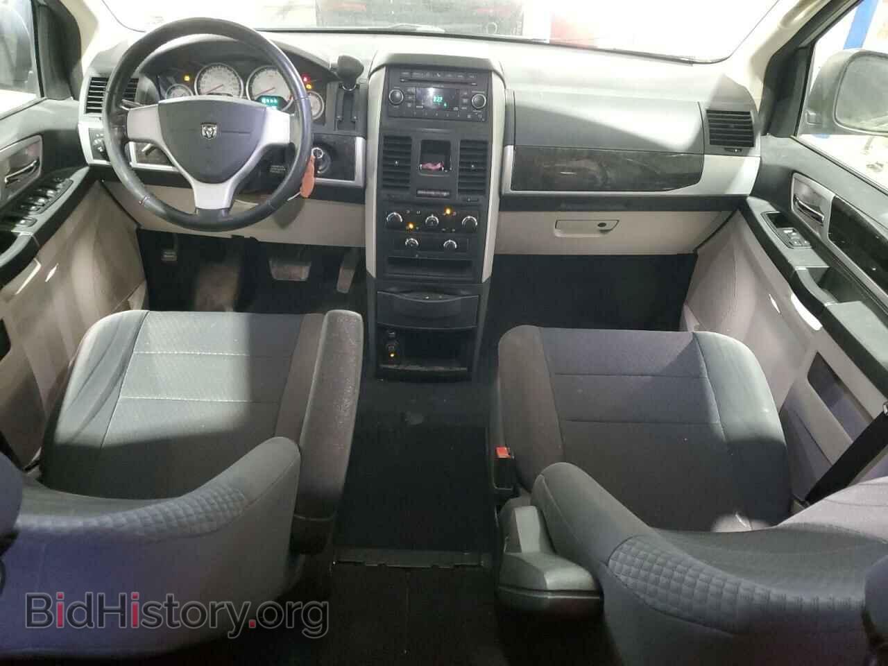 2010 DODGE CARAVAN - VIN: 2D4RN5D1XAR459961 - Фото 8