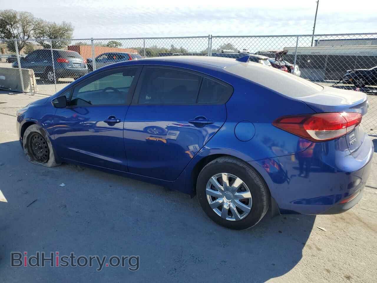 2017 KIA FORTE - VIN: 3KPFL4A74HE095850 - Фото 2