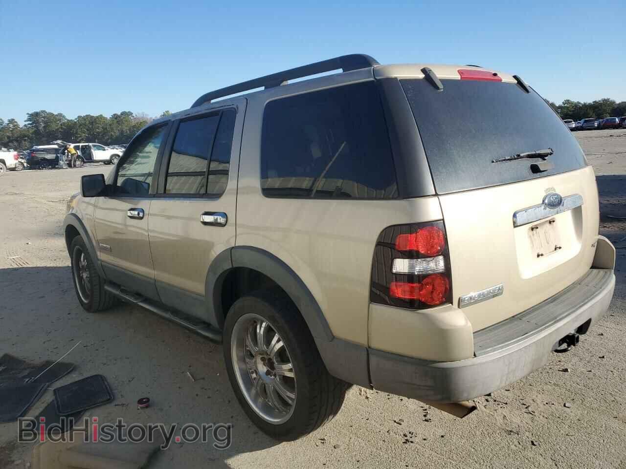 2006 FORD EXPLORER - VIN: 1FMEU63E76UB60460 - Photo 2