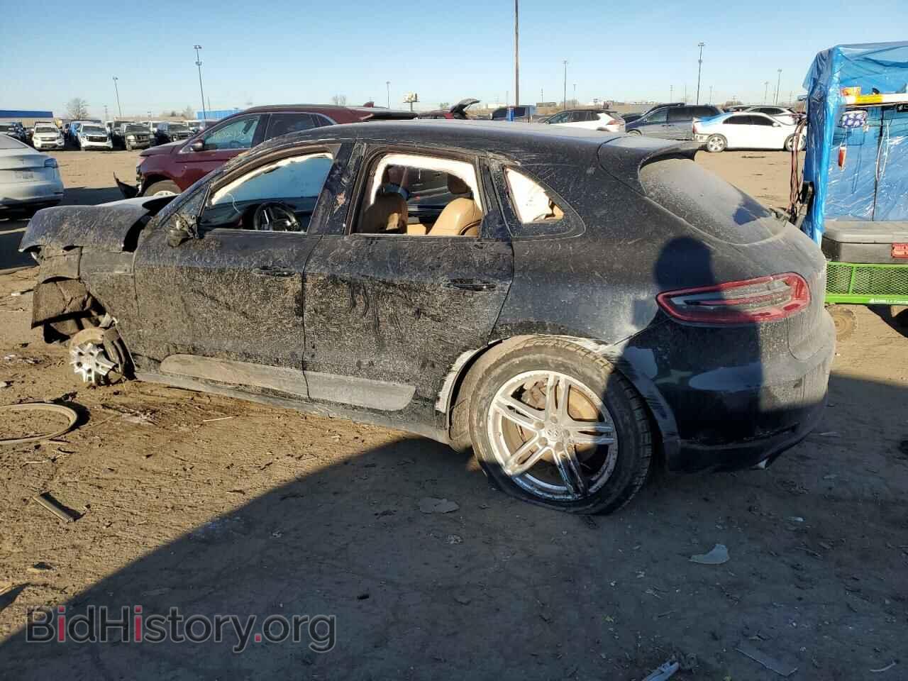 2017 PORSCHE MACAN - VIN: WP1AA2A58HLB02100 - Photo 2
