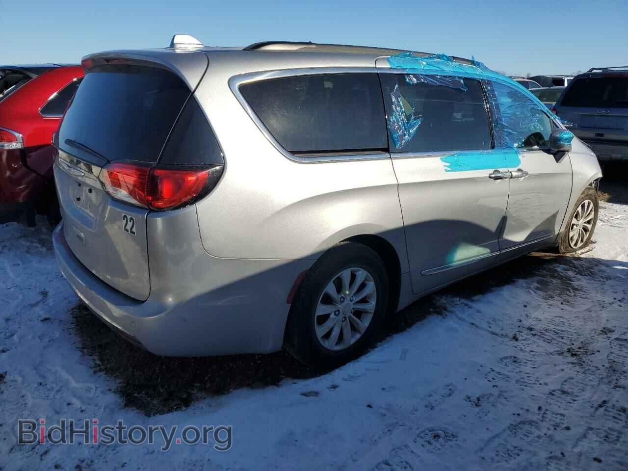2017 CHRYSLER PACIFICA - VIN: 2C4RC1BG0HR745329 - Фото 3