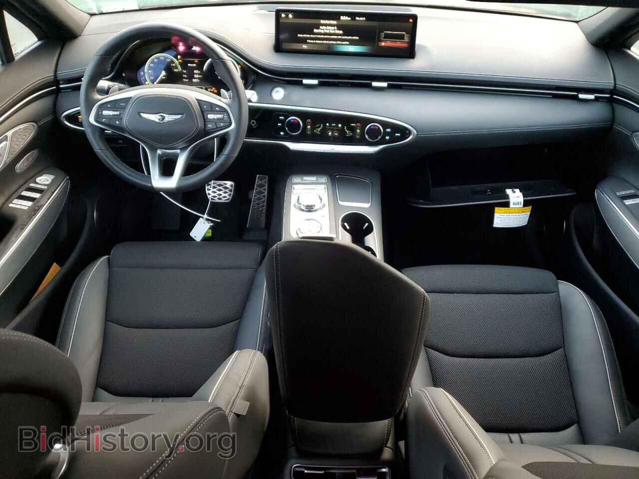 2025 GENESIS GV70 BASE - VIN: KMUMADTB4SU199260 - Photo 8