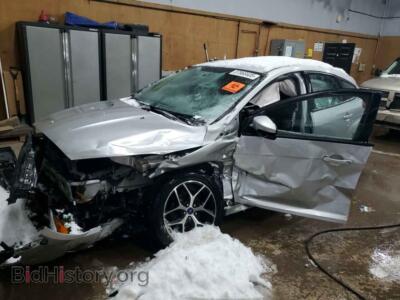 2016 Ford FOCUS SE, silver — VIN 1FADP3K29GL314760, Copart