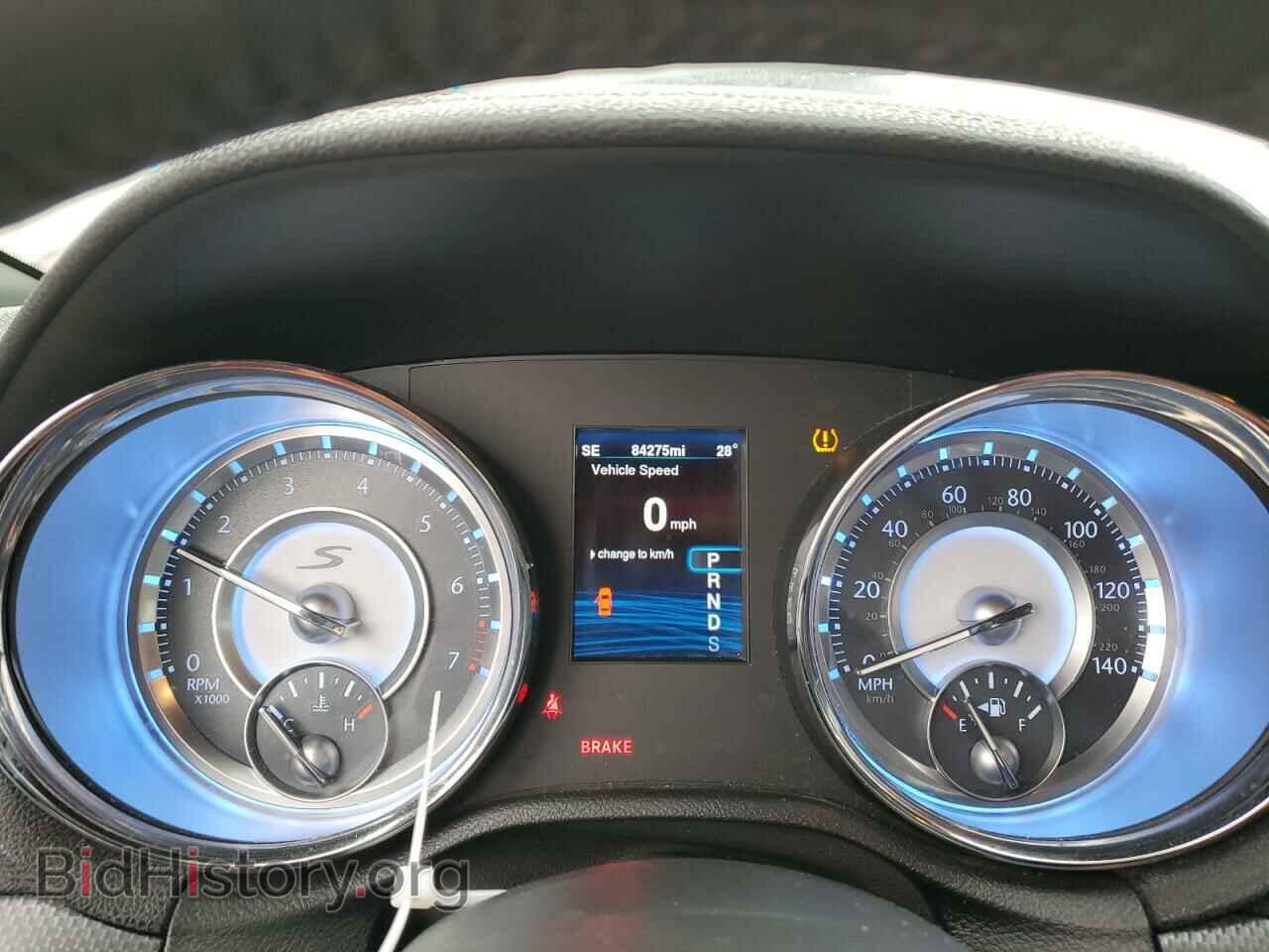 2014 CHRYSLER 300 - VIN: 2C3CCAGG2EH384545 - Фото 9