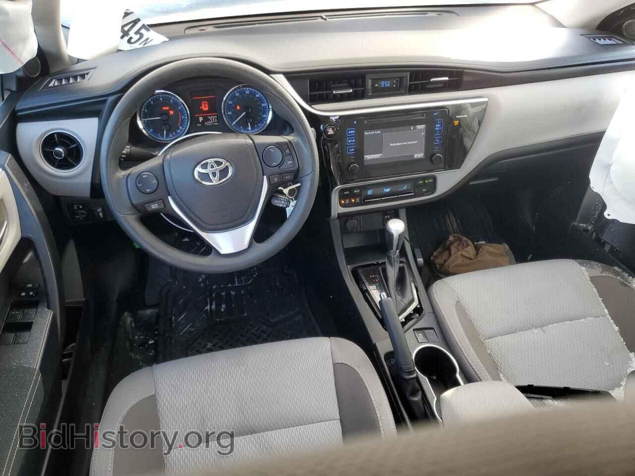 2017 TOYOTA COROLLA - VIN: 2T1BURHE3HC807972 - Фото 8