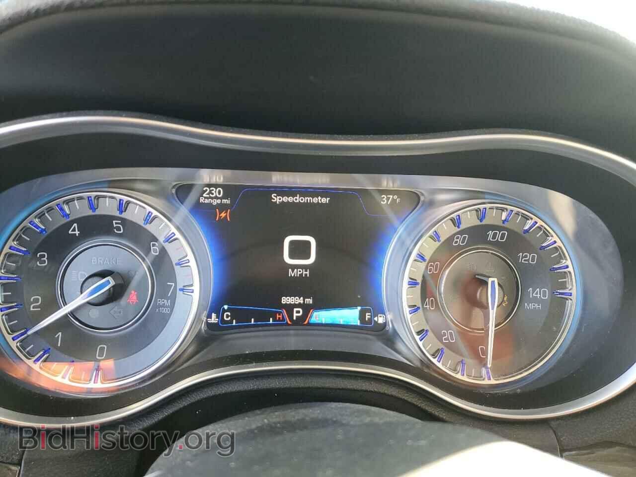 2015 CHRYSLER 300 - VIN: 2C3CCARG1FH736495 - Фото 9