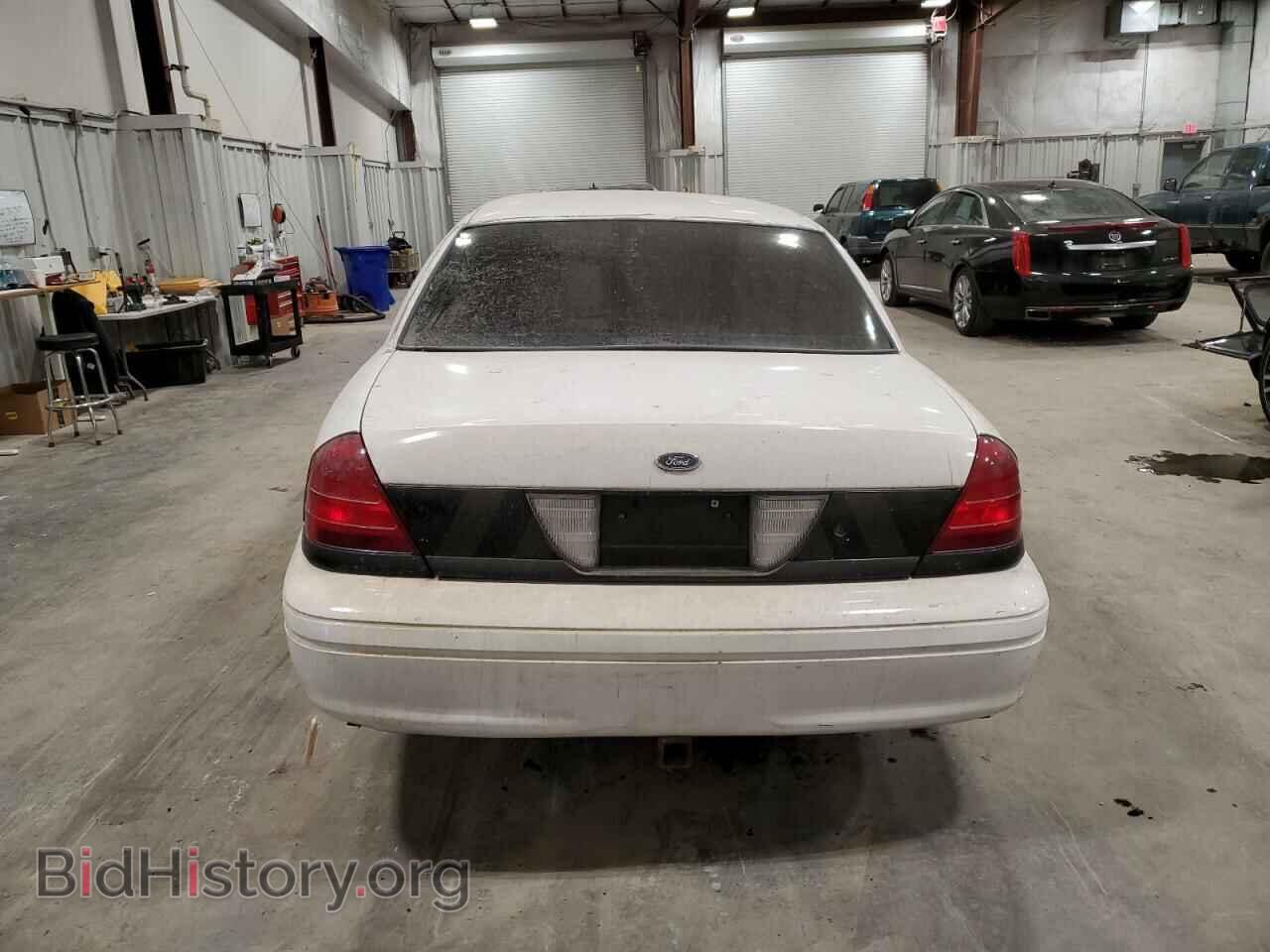 2011 FORD CROWN VIC - VIN: 2FABP7BVXBX120517 - Фото 6