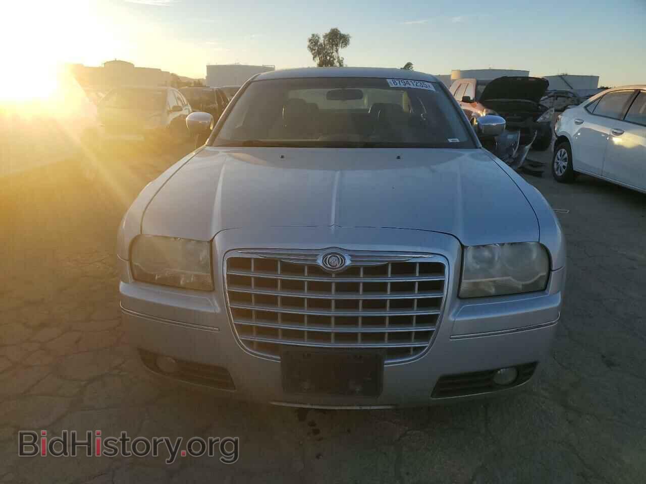 2010 CHRYSLER 300 - VIN: 2C3CA5CV7AH212975 - Фото 5