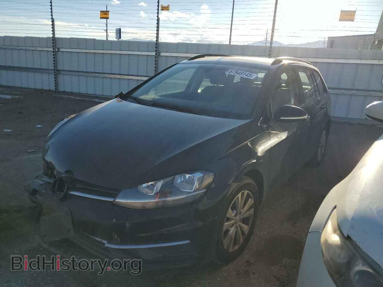 Photo 3VW117AU3JM751648 - VOLKSWAGEN GOLF 2018