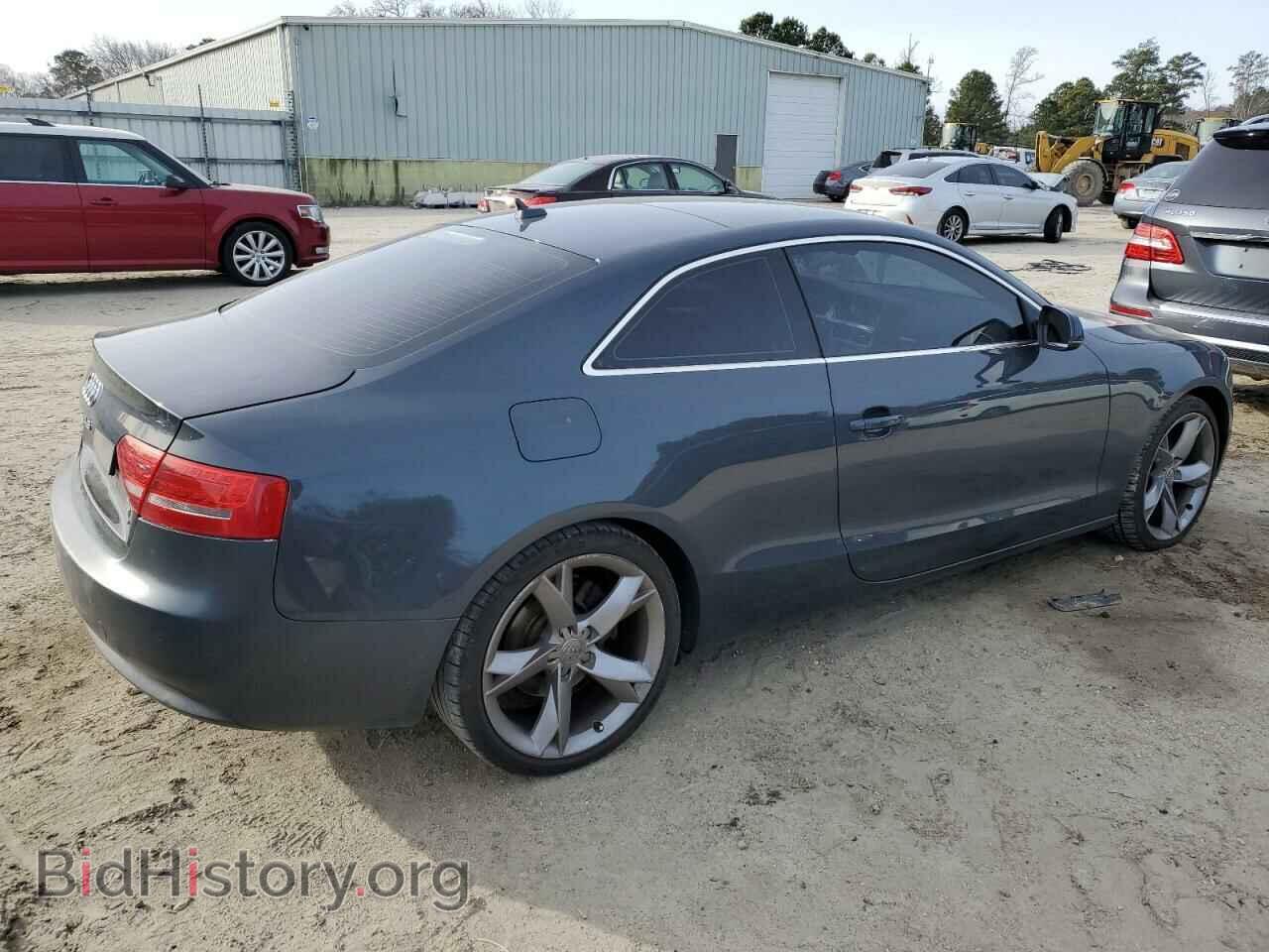 2010 AUDI A5 - VIN: WAURFAFR4AA069509 - Фото 3