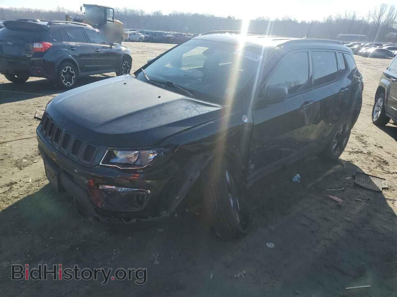 Фотография 3C4NJDDB6HT689272 - JEEP COMPASS 2017