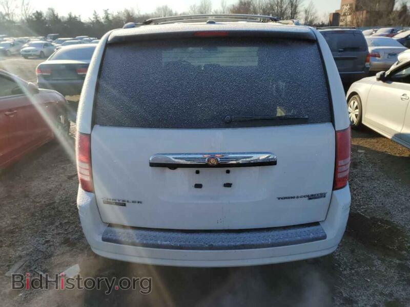 2010 Chrysler MINIVAN (VIN 2A4RR5D17AR344598) — photo 6 of 14