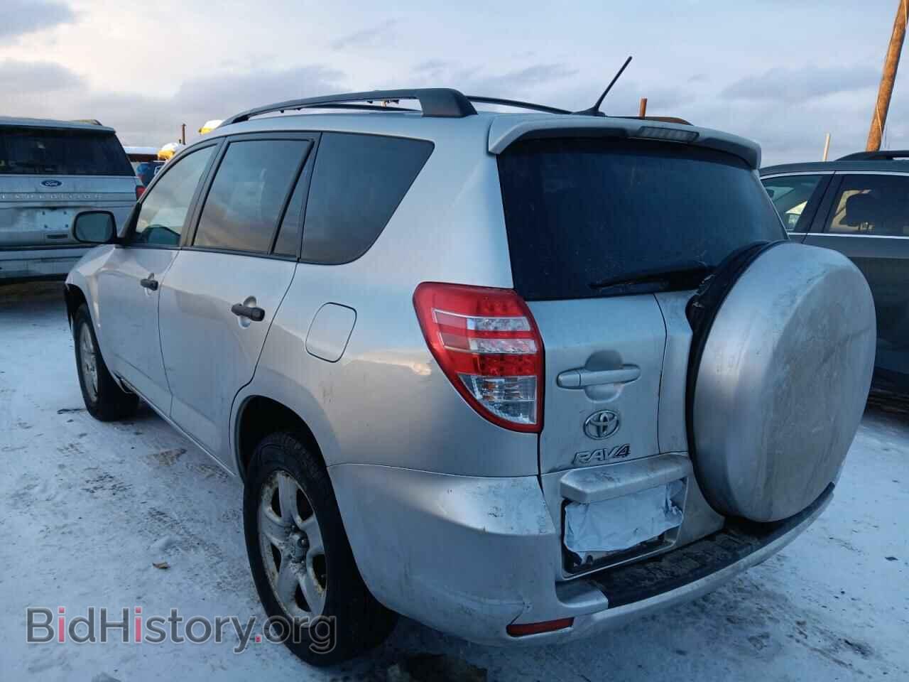 2011 TOYOTA RAV4 - VIN: 2T3BF4DV2BW169598 - Фото 2