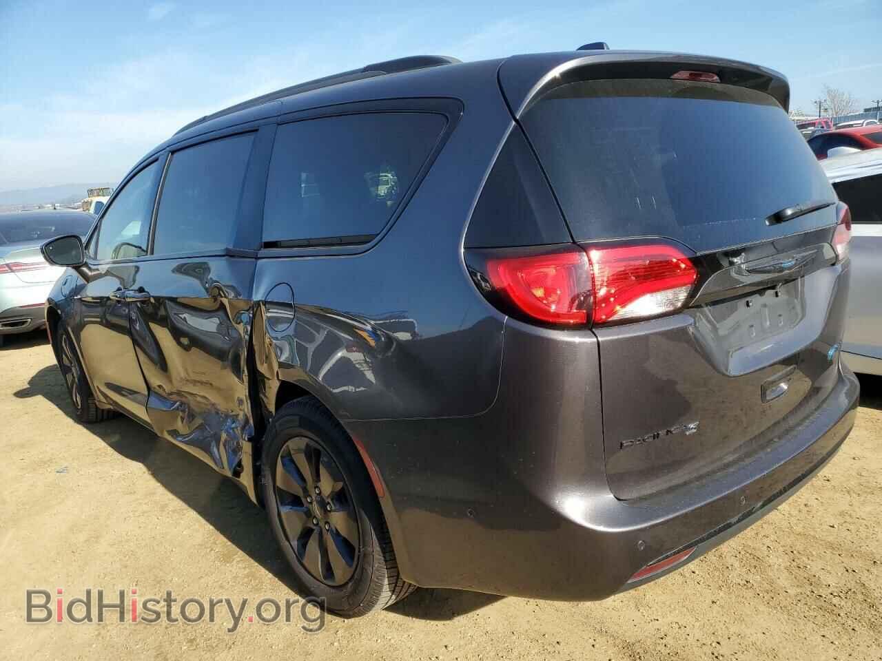2019 CHRYSLER PACIFICA - VIN: 2C4RC1N73KR706432 - Фото 2