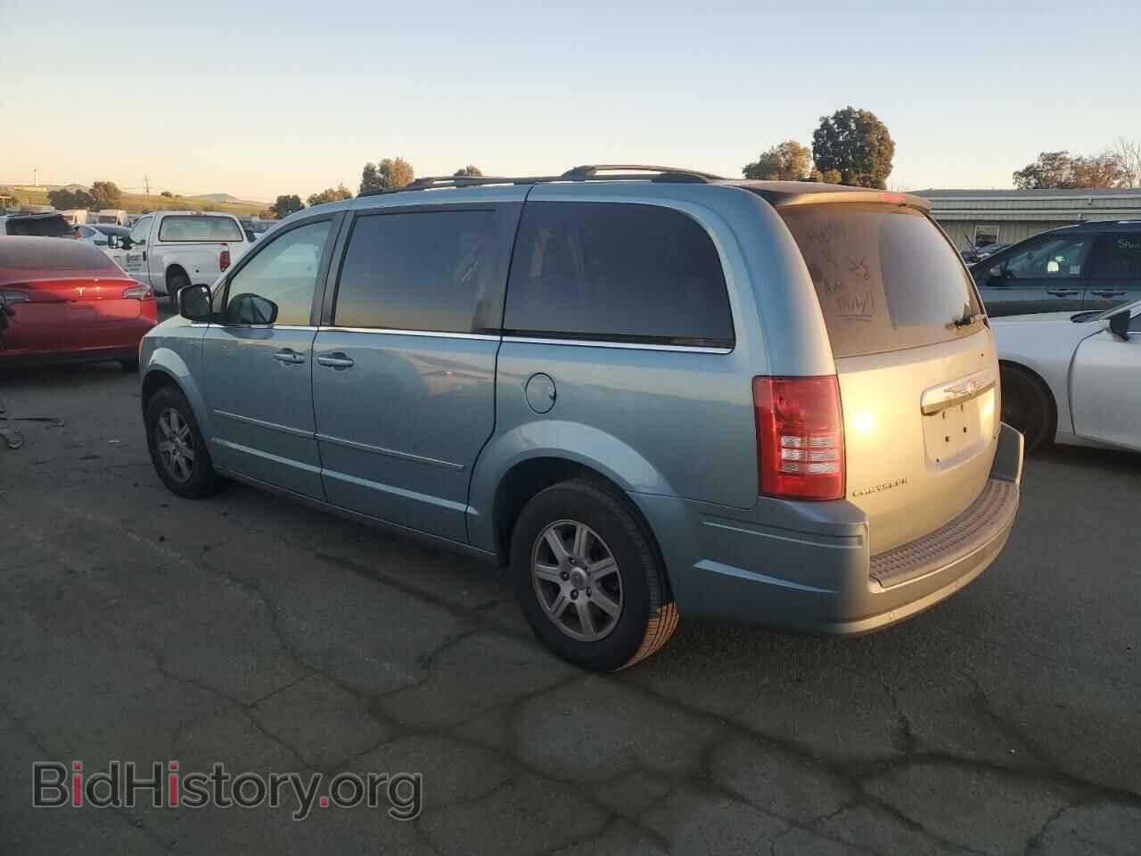 2010 CHRYSLER MINIVAN - VIN: 2A4RR8D15AR493996 - Фото 2