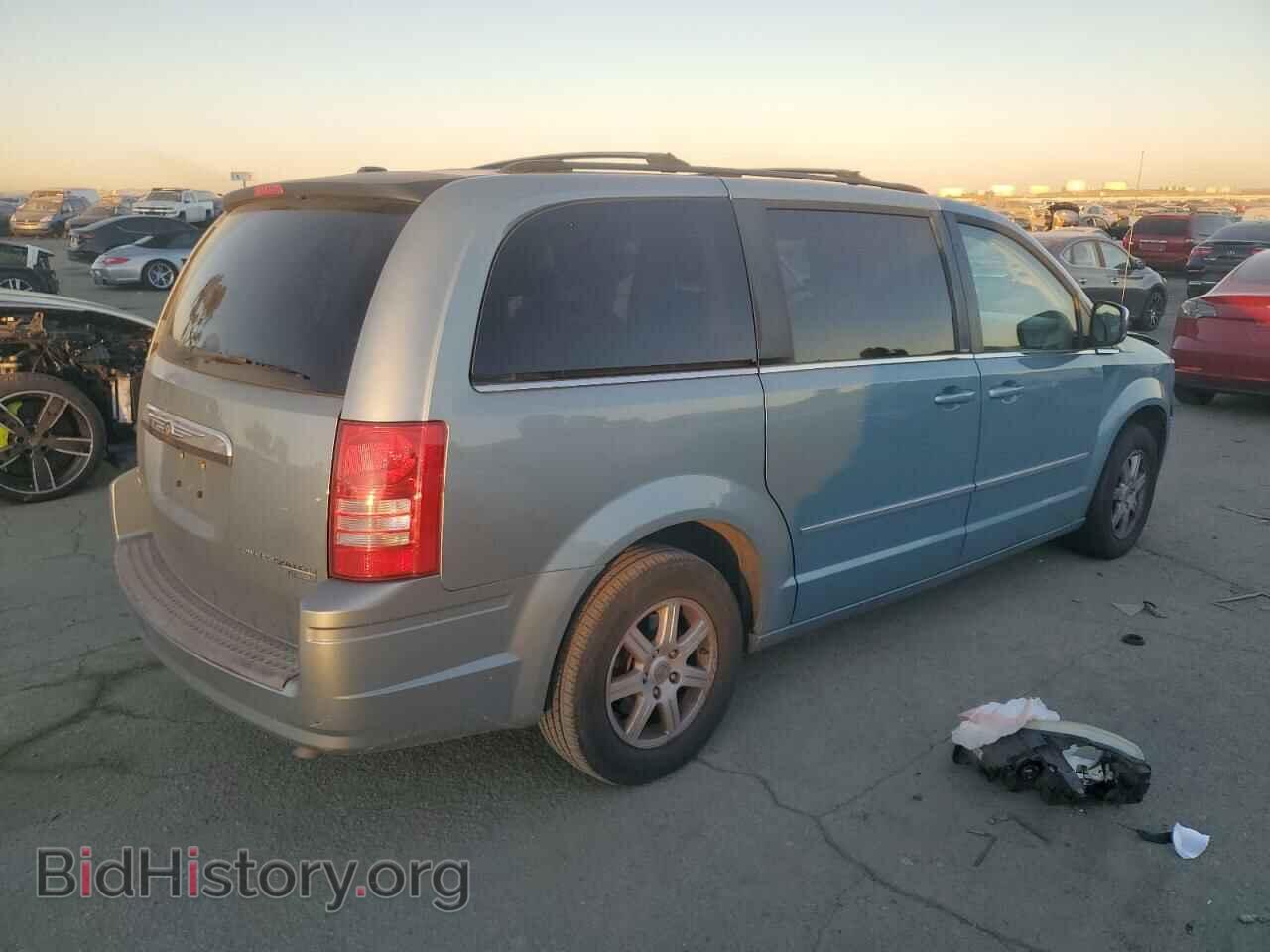 2010 CHRYSLER MINIVAN - VIN: 2A4RR8D15AR493996 - Фото 3