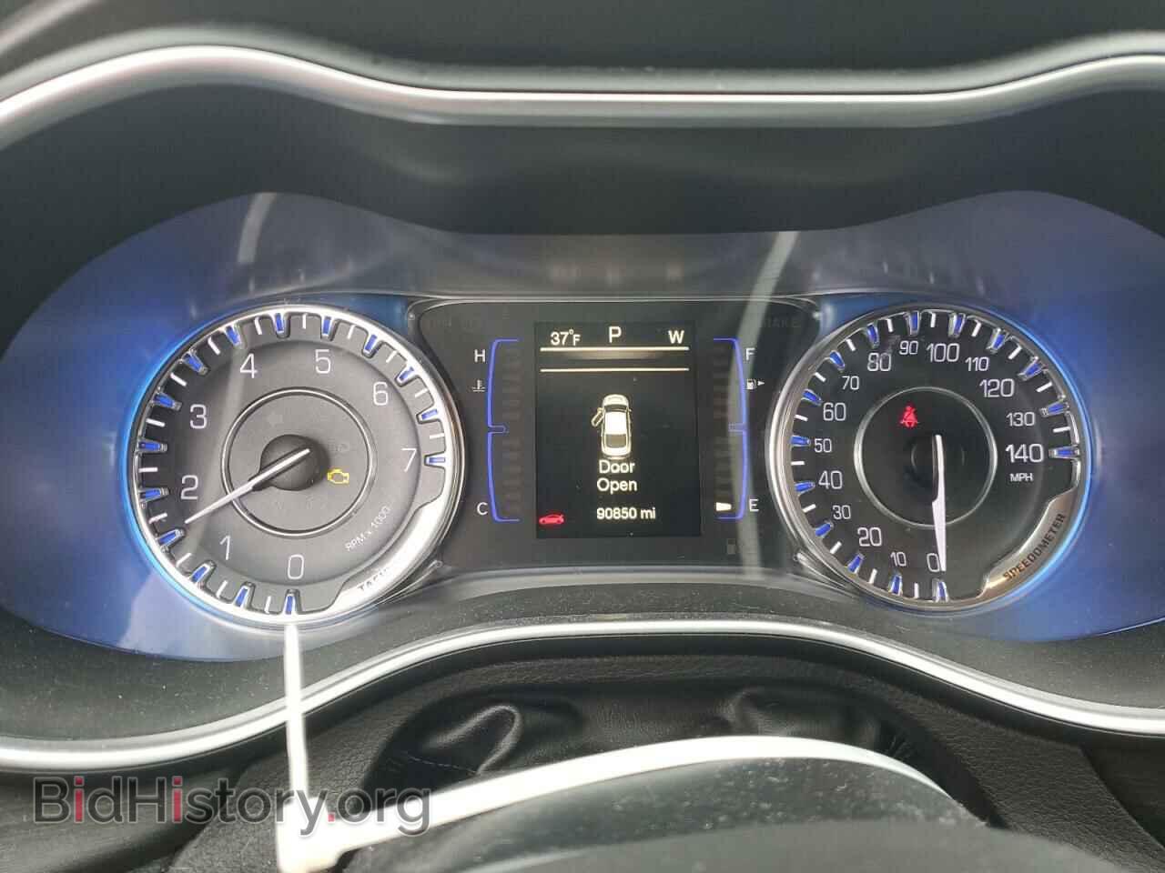 2016 CHRYSLER 200 - VIN: 1C3CCCAB8GN180609 - Фото 9