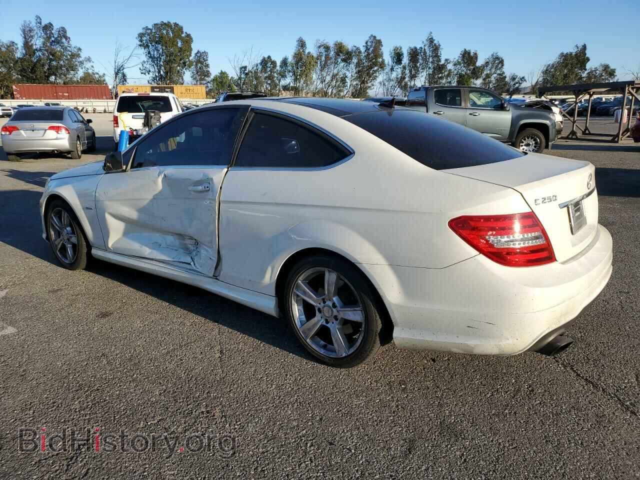2012 MERCEDES-BENZ C-CLASS - VIN: WDDGJ4HB4CF784196 - Фото 2