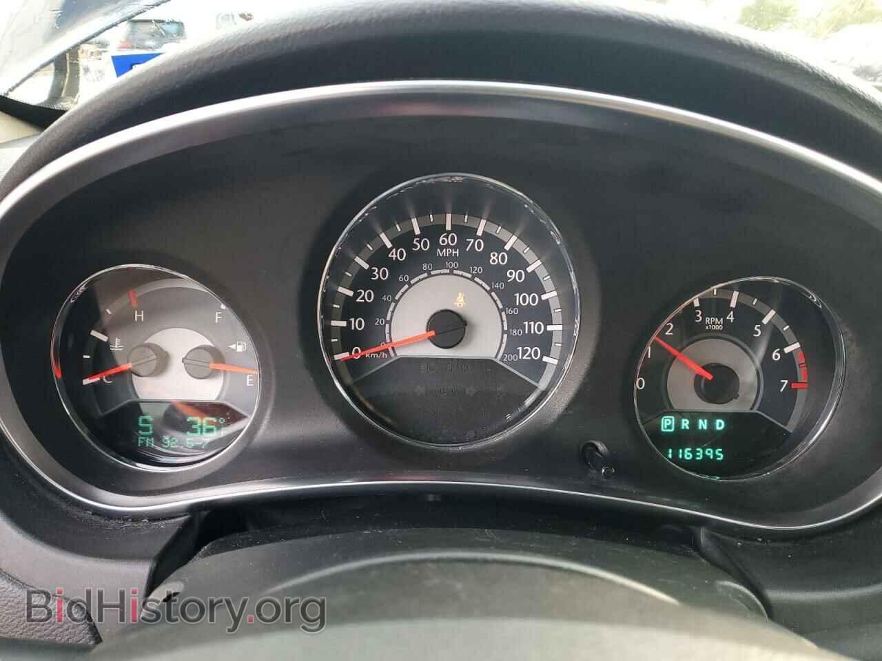 2011 CHRYSLER 200 - VIN: 1C3BC2FG2BN516175 - Фото 9