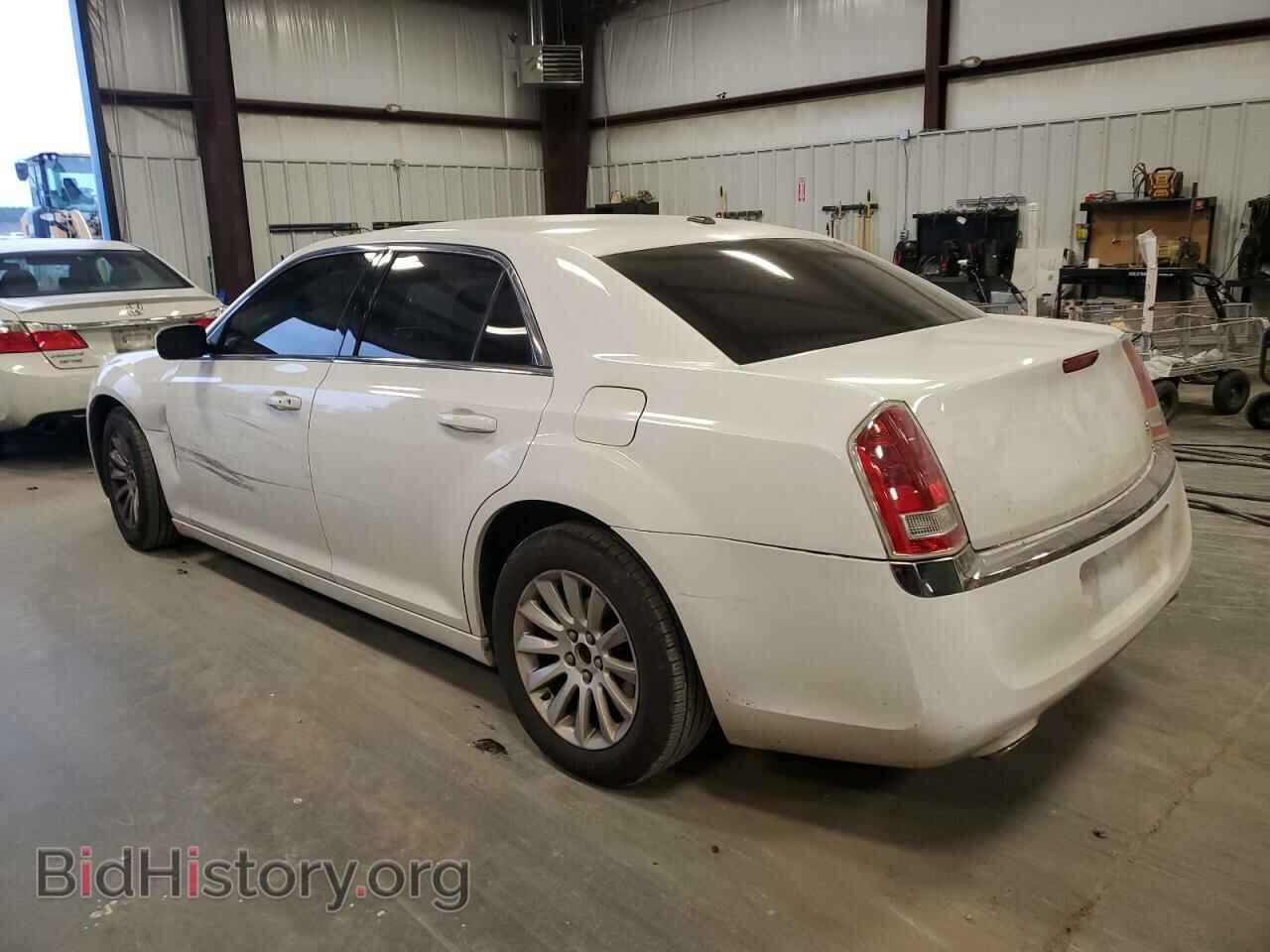 2012 CHRYSLER 300 - VIN: 2C3CCAAGXCH129809 - Photo 2