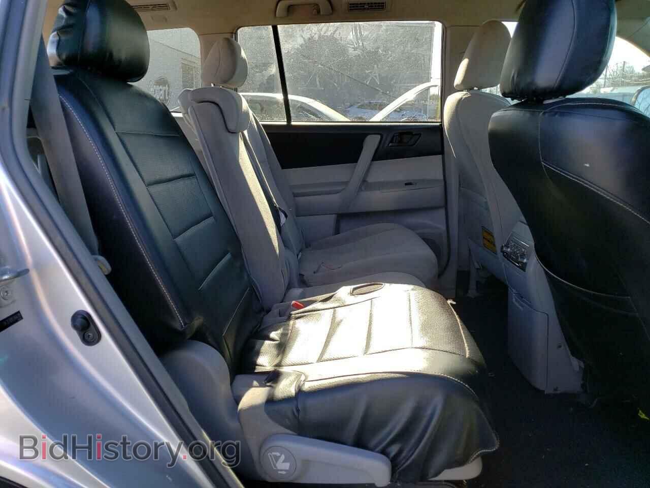 2011 TOYOTA HIGHLANDER - VIN: 5TDBK3EH0BS064395 - Photo 11