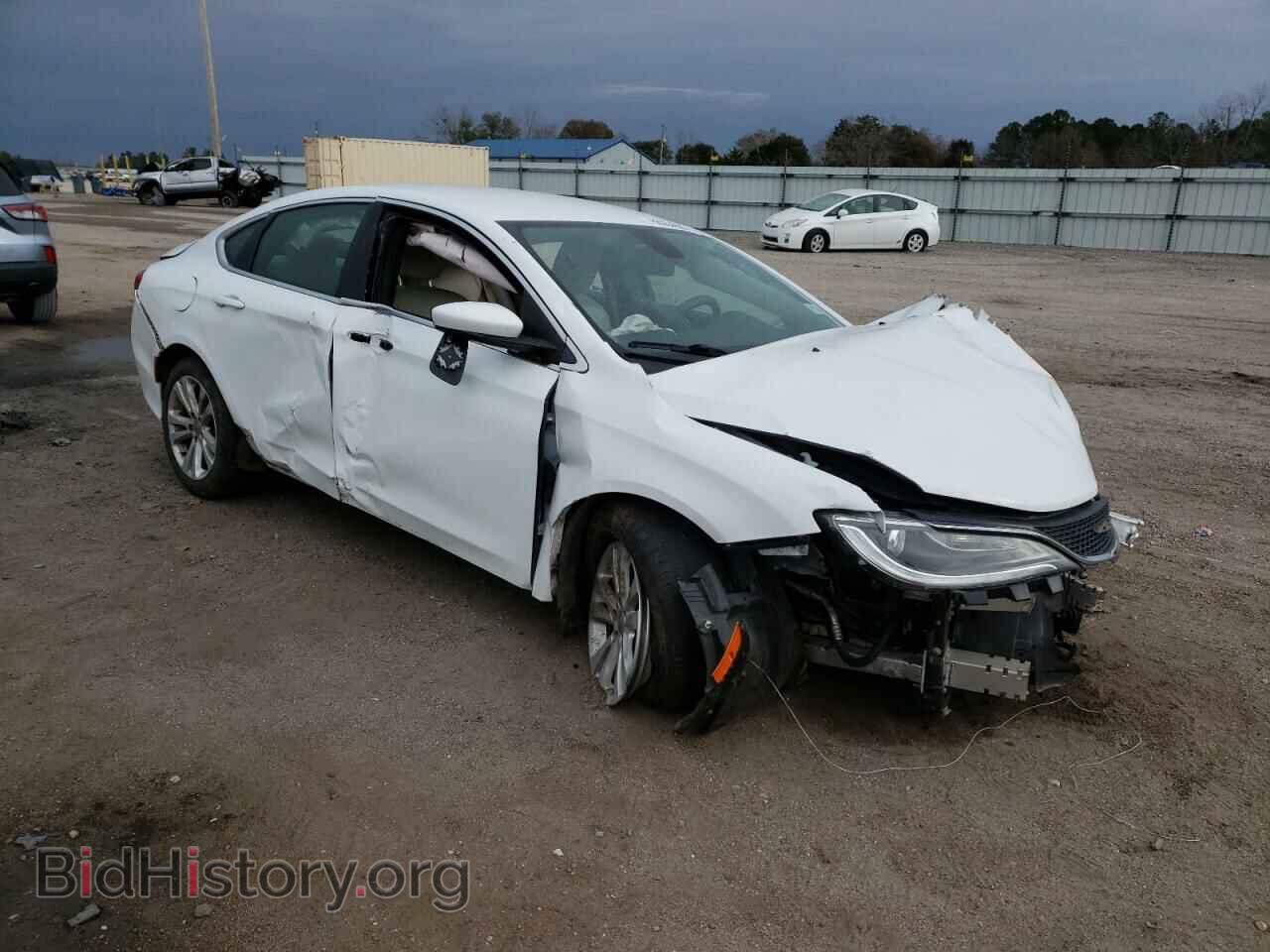 2016 CHRYSLER 200 - VIN: 1C3CCCAB6GN186909 - Фото 4