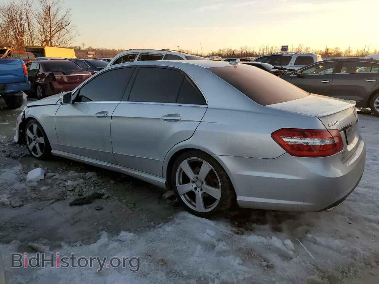 2011 MERCEDES-BENZ E-CLASS - VIN: WDDHF8HB6BA430317 - Фото 2