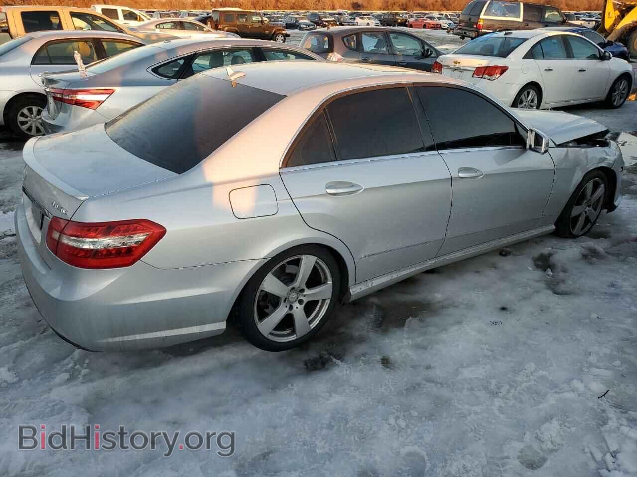 2011 MERCEDES-BENZ E-CLASS - VIN: WDDHF8HB6BA430317 - Фото 3