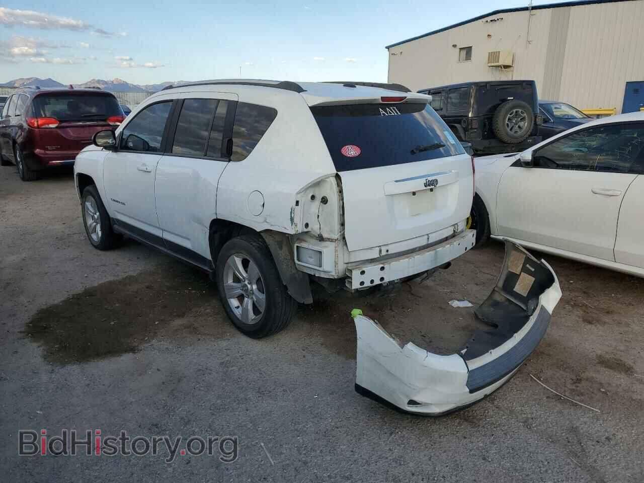 2014 JEEP COMPASS - VIN: 1C4NJCBAXED643420 - Фото 2