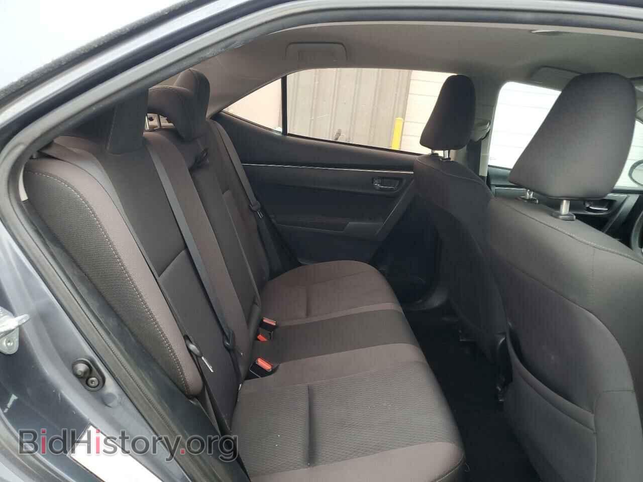 2017 TOYOTA COROLLA - VIN: 2T1BURHEXHC838068 - Фото 10