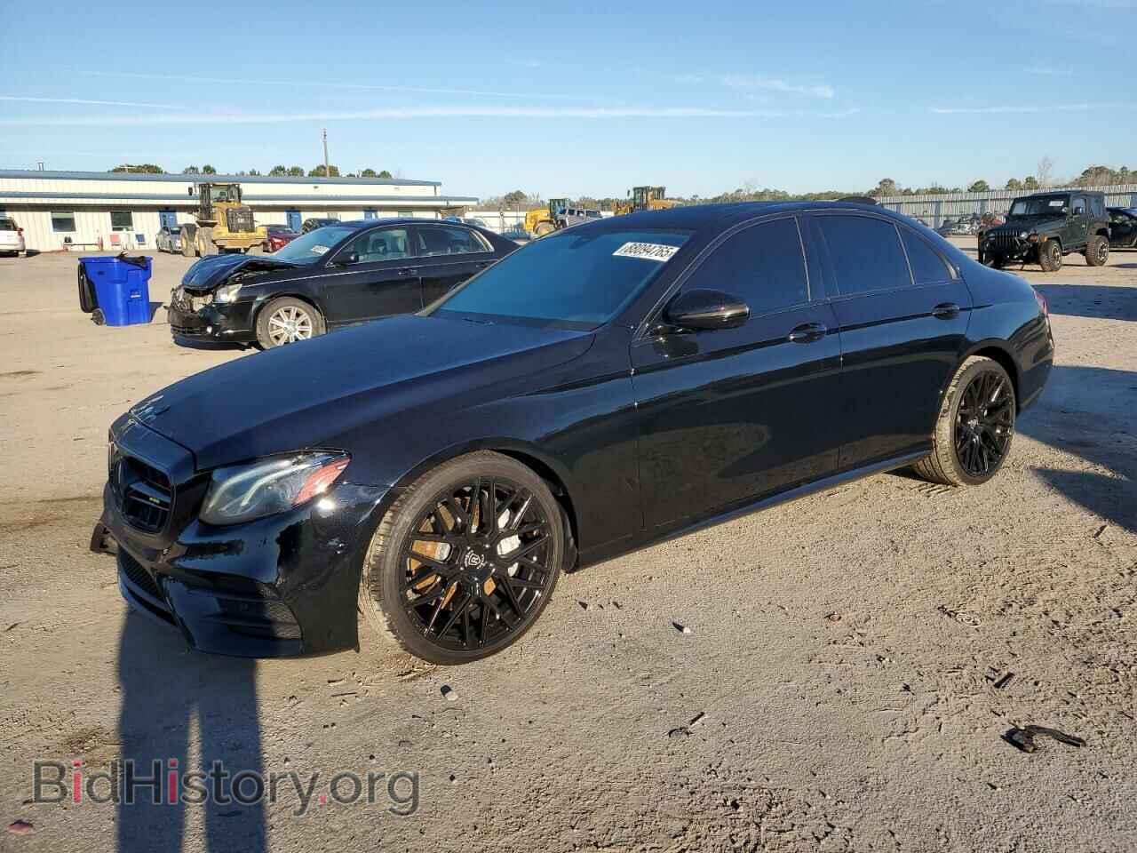 Фотография WDDZF4JBXHA041325 - MERCEDES-BENZ E-CLASS 2017
