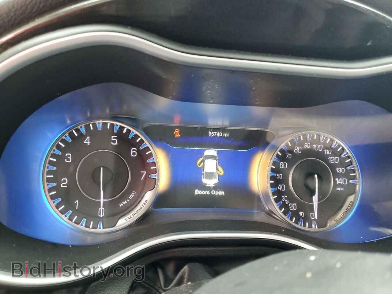 2016 CHRYSLER 200 - VIN: 1C3CCCCB2GN146582 - Фото 9